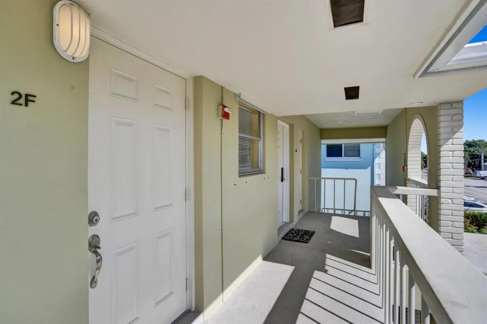 2311 NE 36th Street #2f Lighthouse Point, FL 33064