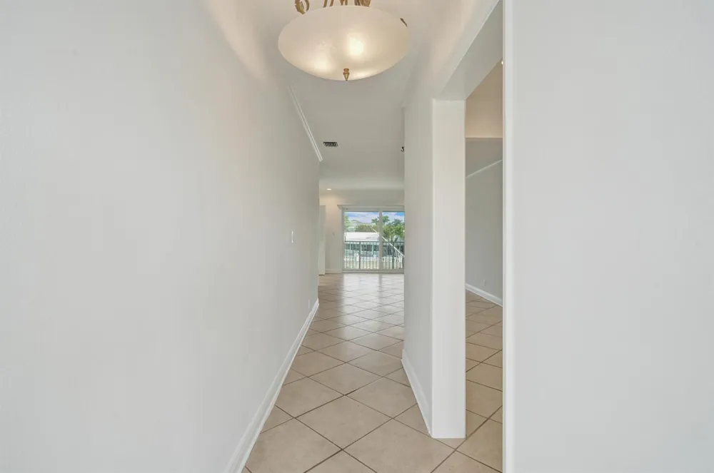 2311 NE 36th Street #2f Lighthouse Point, FL 33064