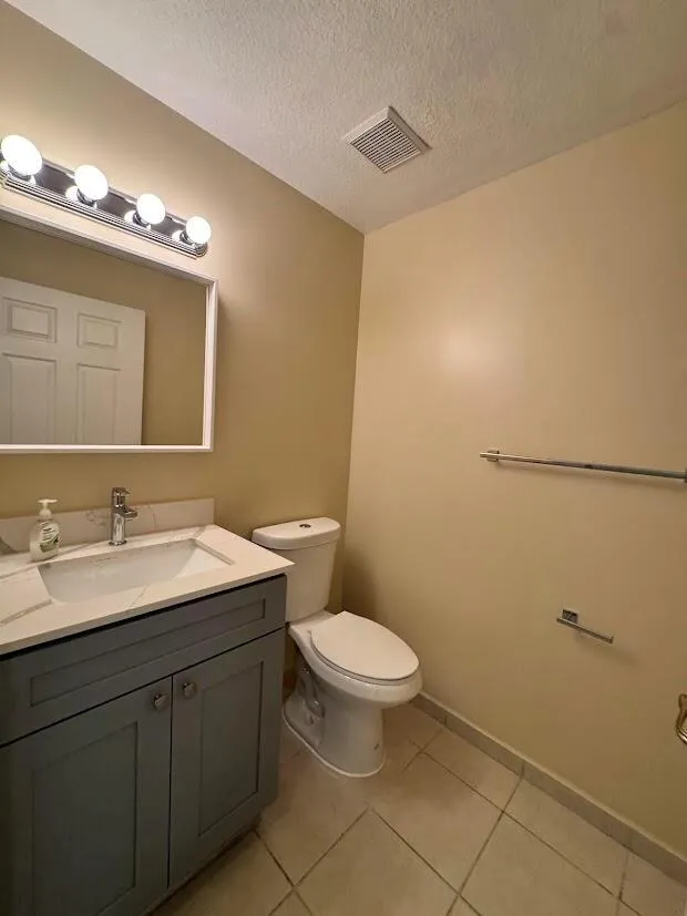 4030 NW 90th Way Sunrise, FL 33351