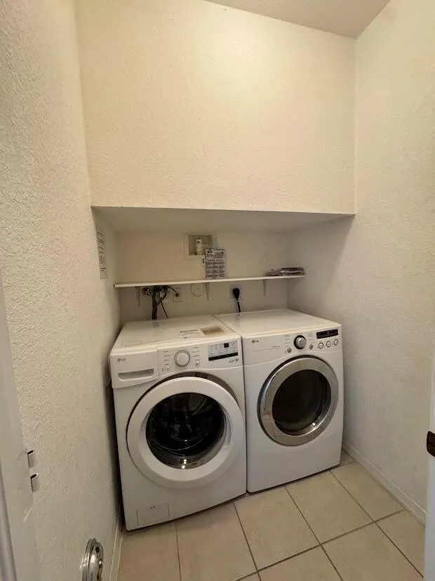 4030 NW 90th Way Sunrise, FL 33351