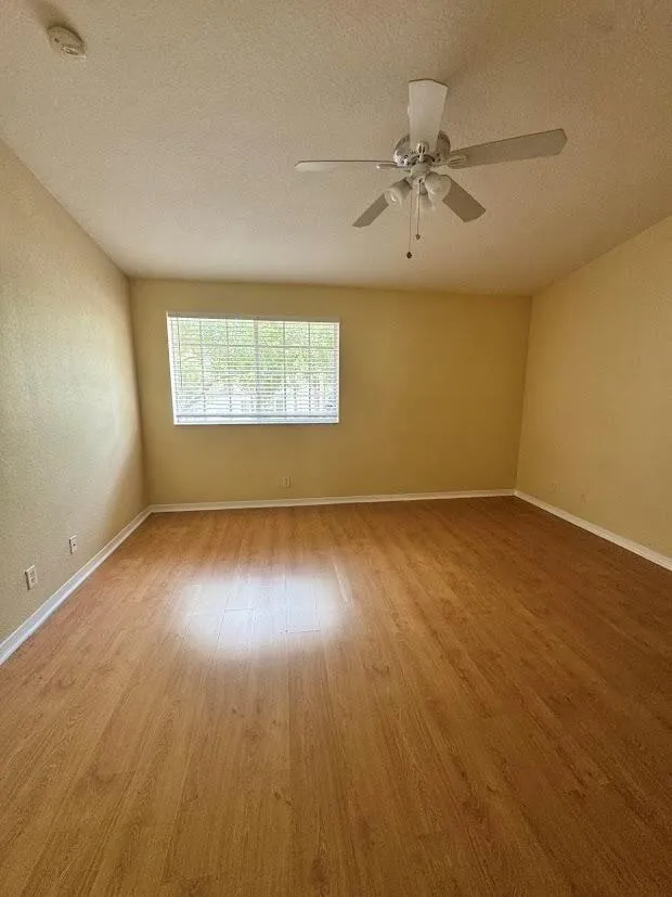 4030 NW 90th Way Sunrise, FL 33351