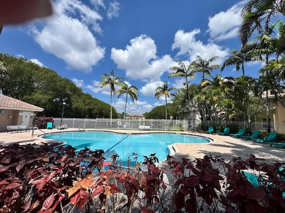 4030 NW 90th Way Sunrise, FL 33351