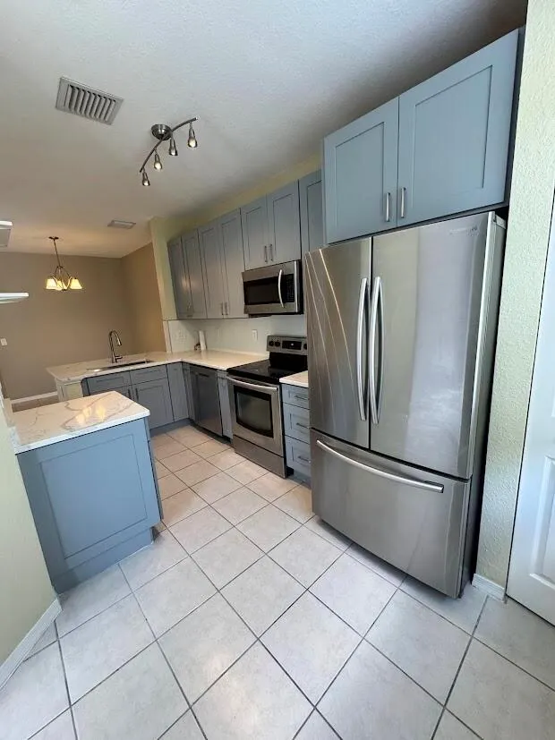 4030 NW 90th Way Sunrise, FL 33351