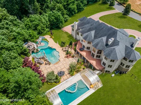 15 Embry Farm Road
