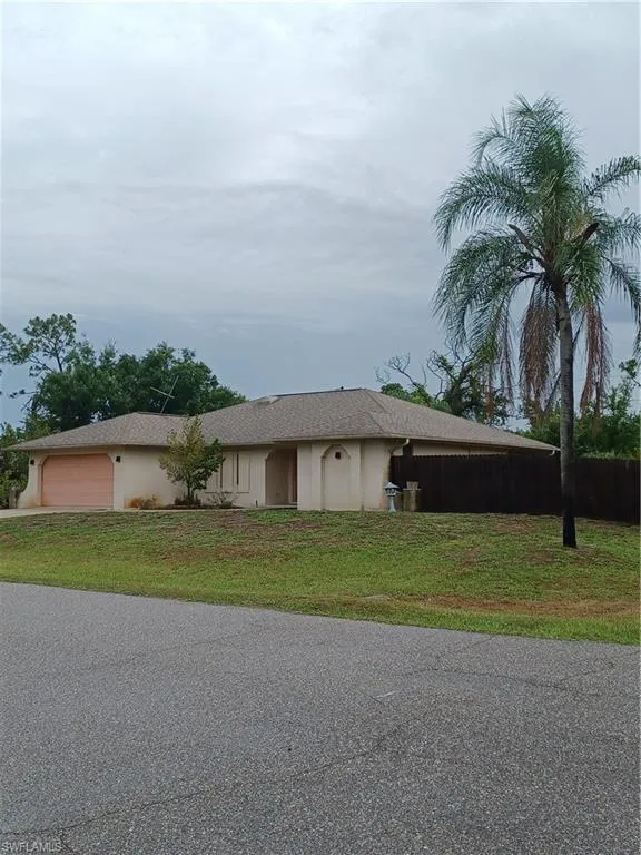 5230 Montego Lane Port Charlotte, FL 33981