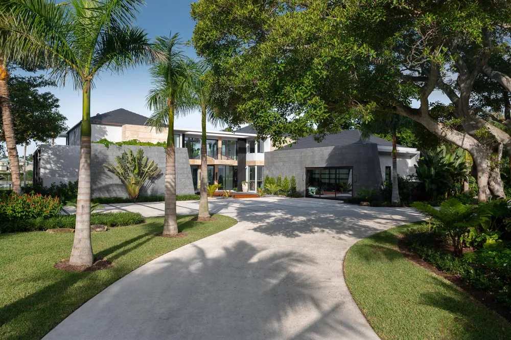 488 S Beach Road Jupiter Island, FL 33455