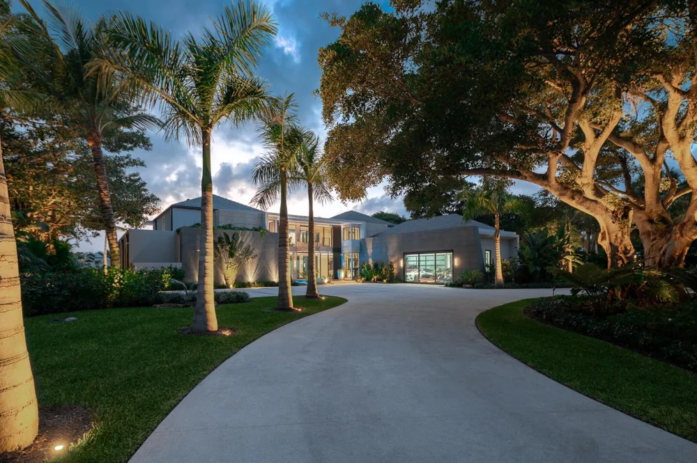 488 S Beach Road Jupiter Island, FL 33455
