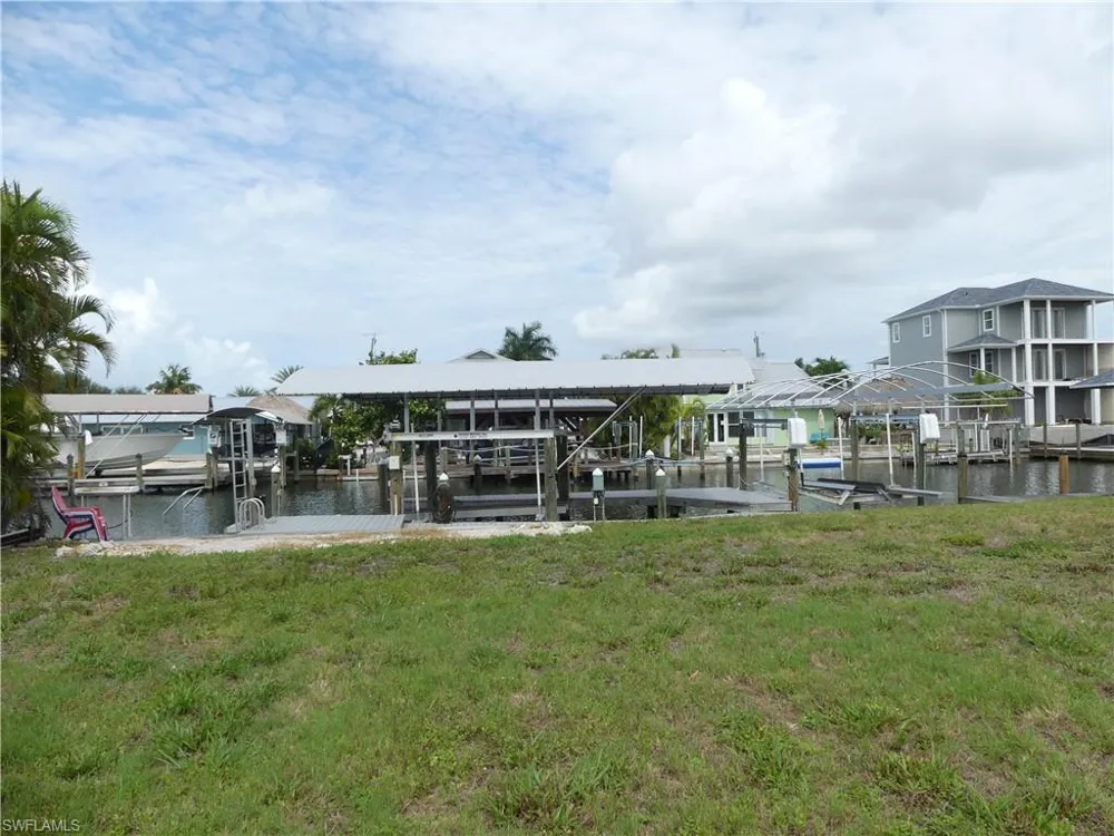 2371 Sycamore Street St. James City, FL 33956
