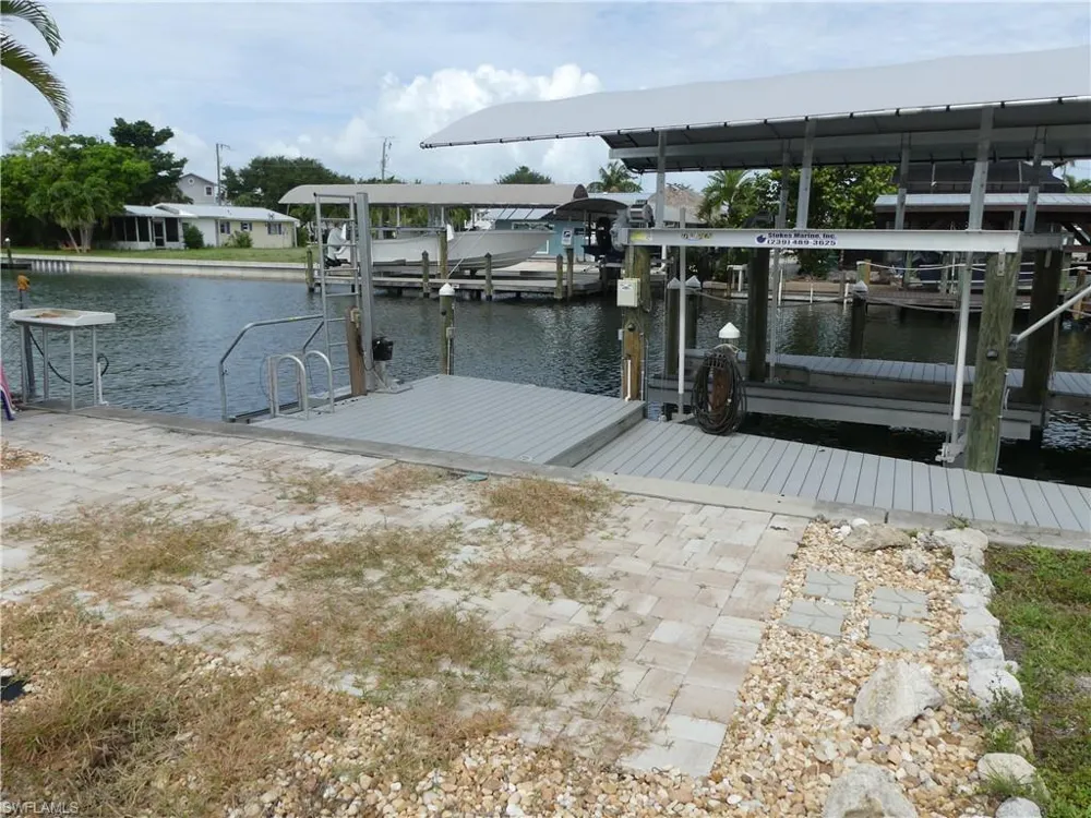 2371 Sycamore Street St. James City, FL 33956