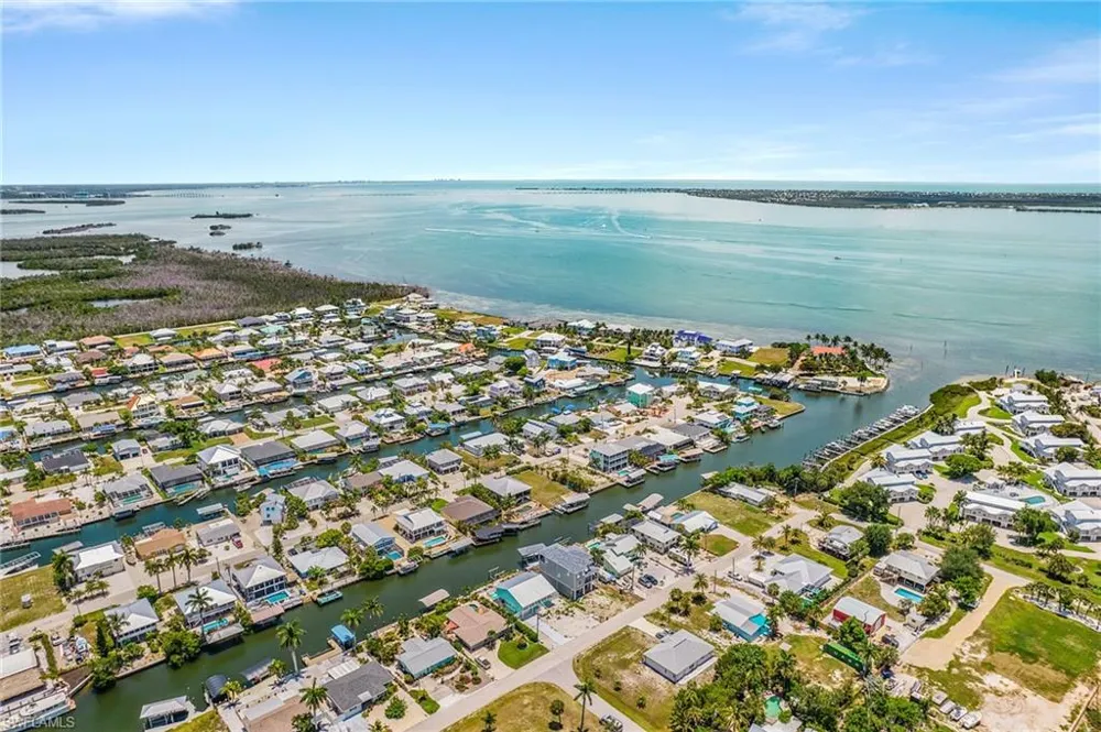 2371 Sycamore Street St. James City, FL 33956