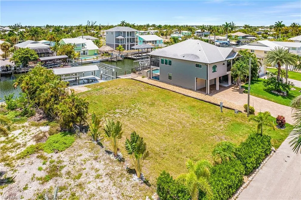 2371 Sycamore Street St. James City, FL 33956