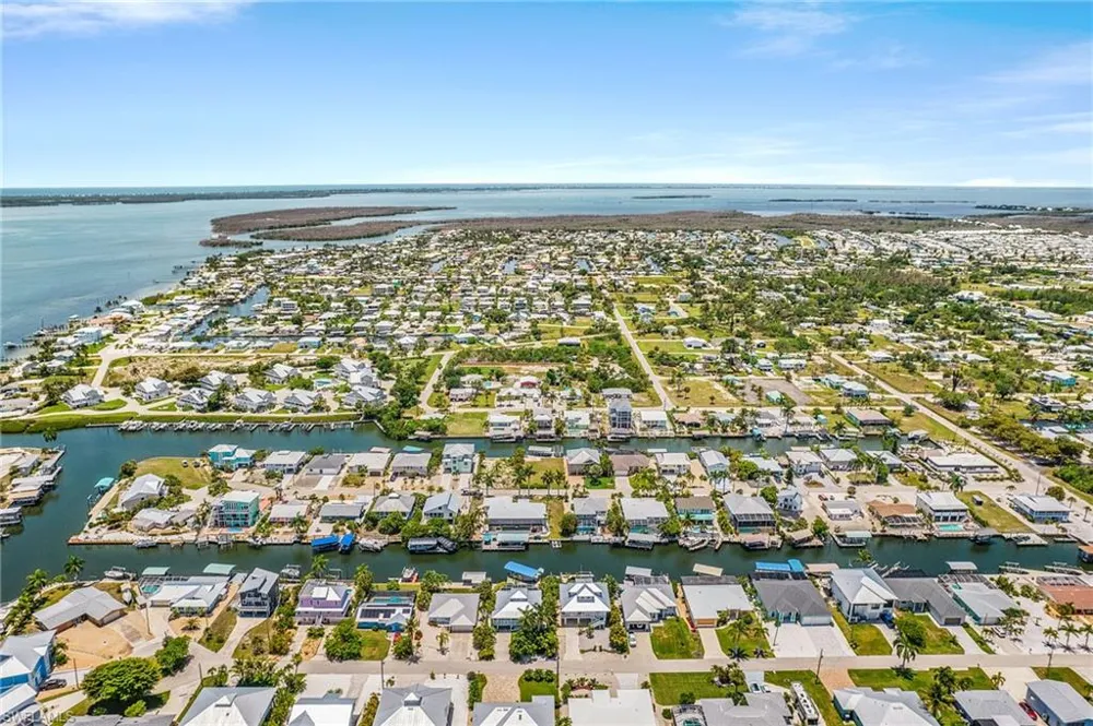 2371 Sycamore Street St. James City, FL 33956