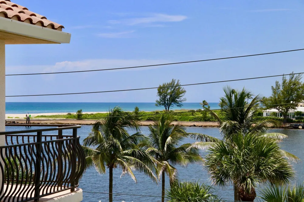 314 Inlet Way #303 Palm Beach Shores, FL 33404