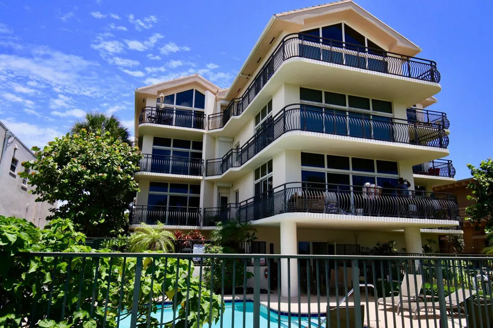 314 Inlet Way #303 Palm Beach Shores, FL 33404
