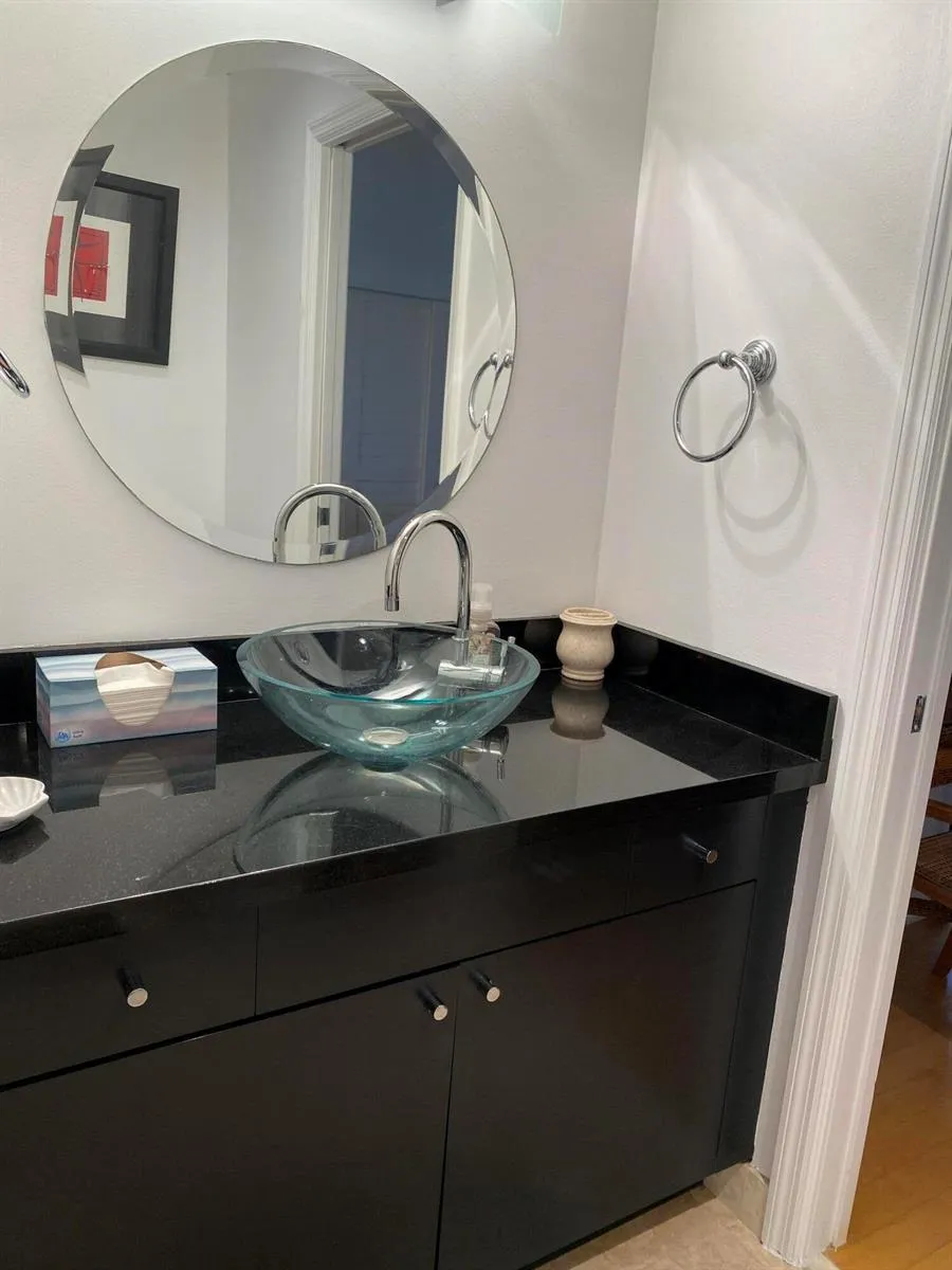 314 Inlet Way #303 Palm Beach Shores, FL 33404