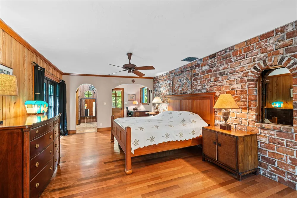 825 Alamanda Street Boca Raton, FL 33486