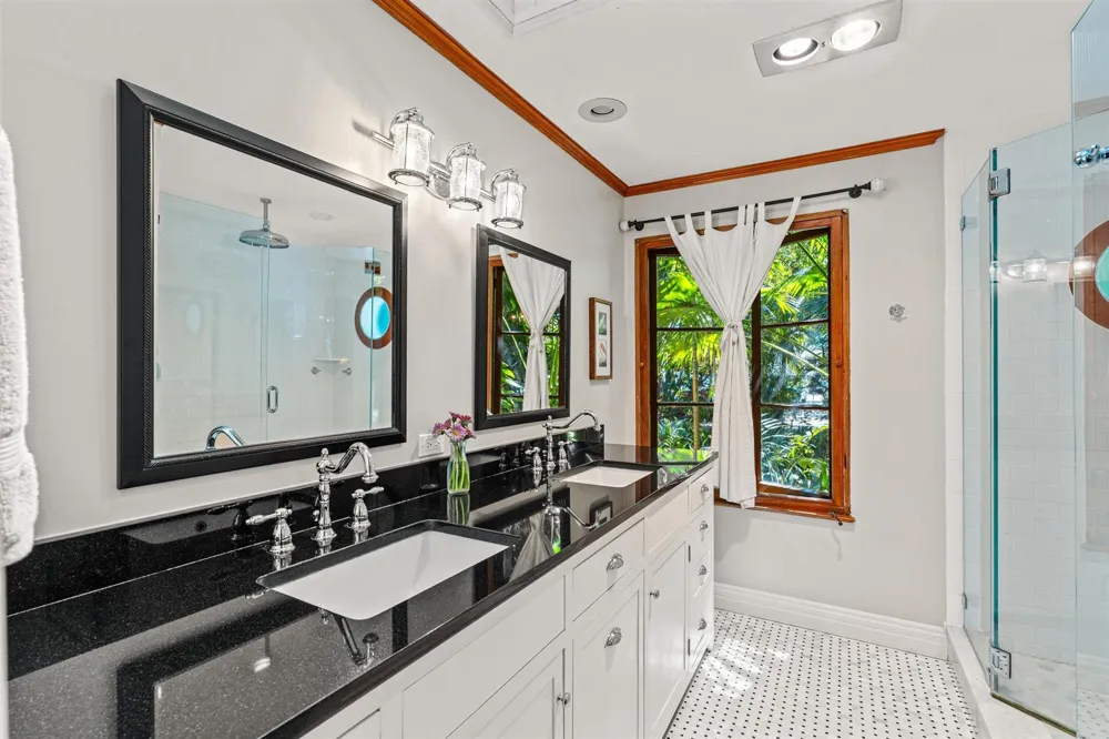 825 Alamanda Street Boca Raton, FL 33486