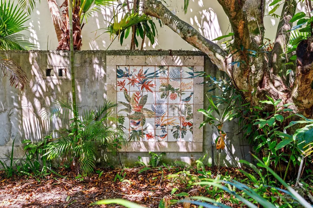 825 Alamanda Street Boca Raton, FL 33486