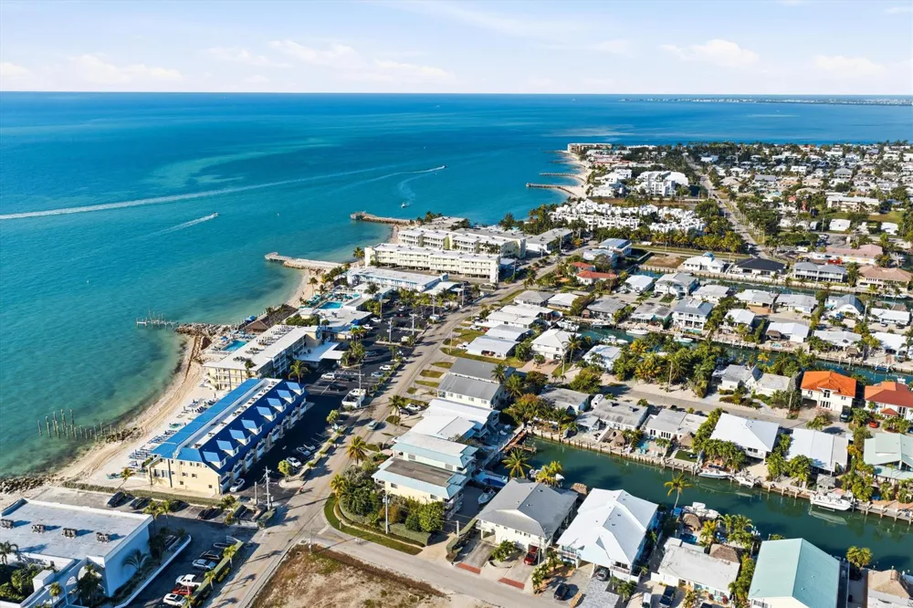 350 E Ocean Drive 