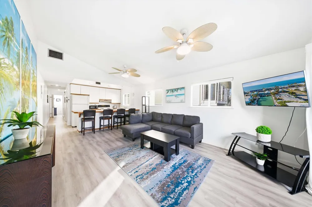 350 E Ocean Drive 