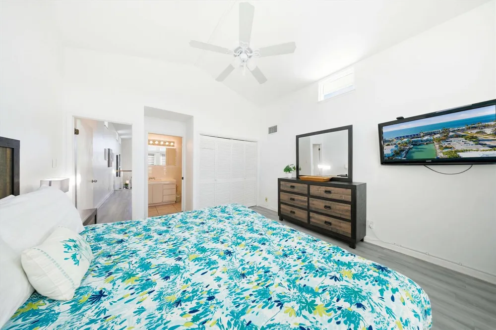 350 E Ocean Drive 