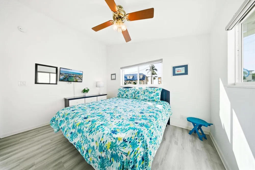 350 E Ocean Drive 