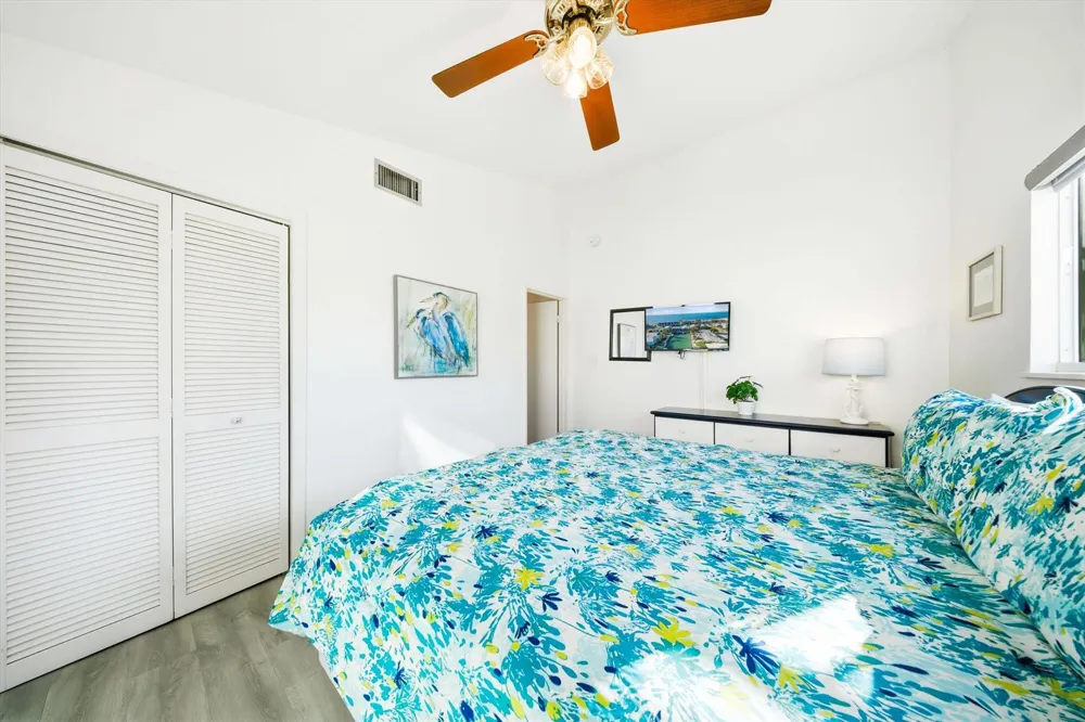 350 E Ocean Drive 