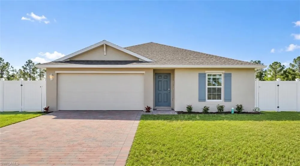 8030 Olive Circle Labelle, FL 33935