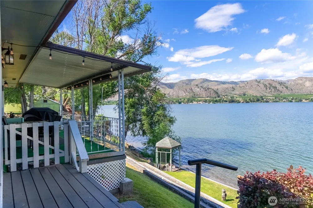 111 Eastlake Road Oroville, WA 98844
