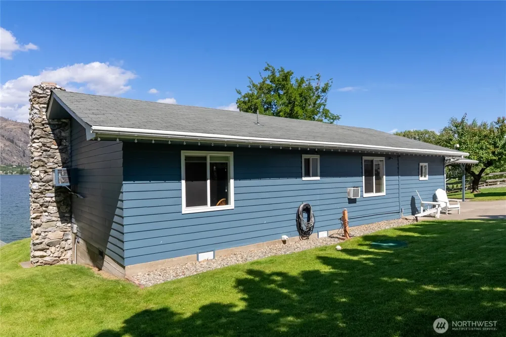 111 Eastlake Road Oroville, WA 98844