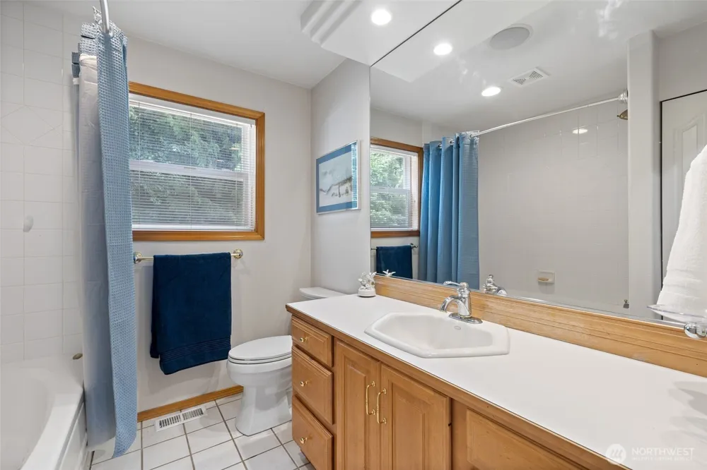 14029 Kayak Point Road Stanwood, WA 98292