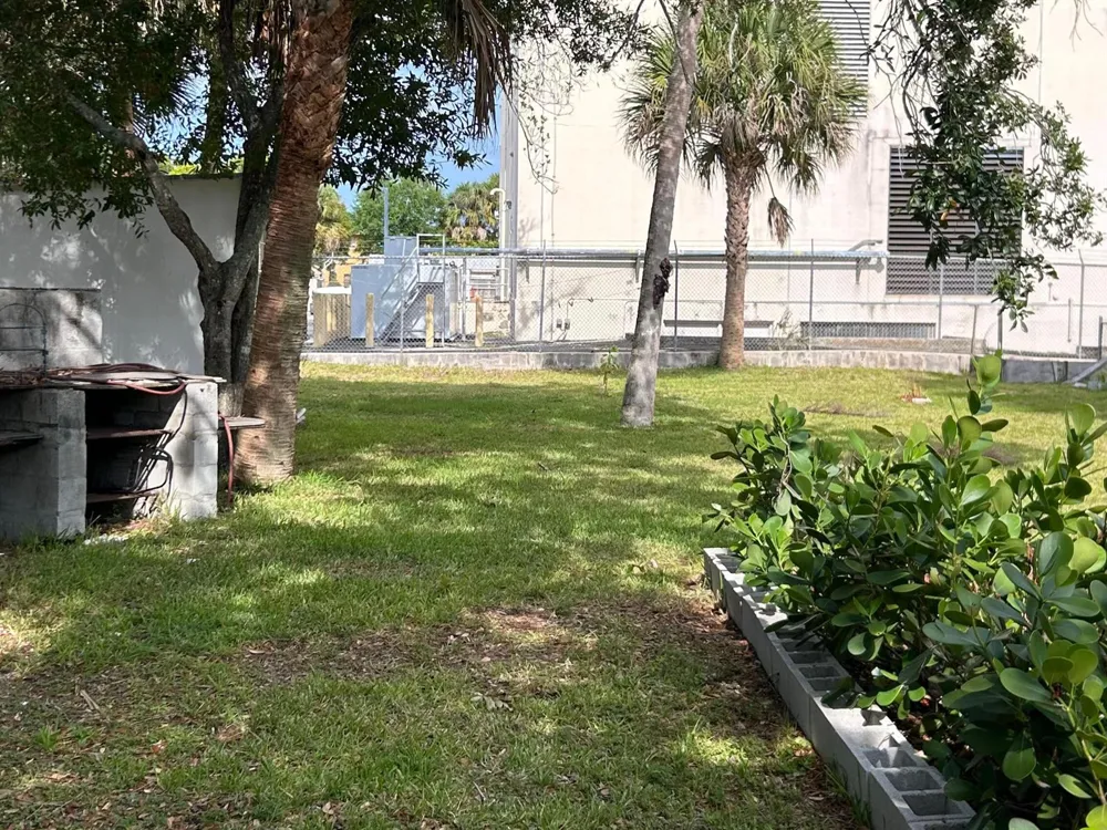 308 S 8th Street Fort Pierce, FL 34950