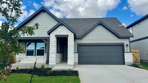156 Coopers Hawk Crest