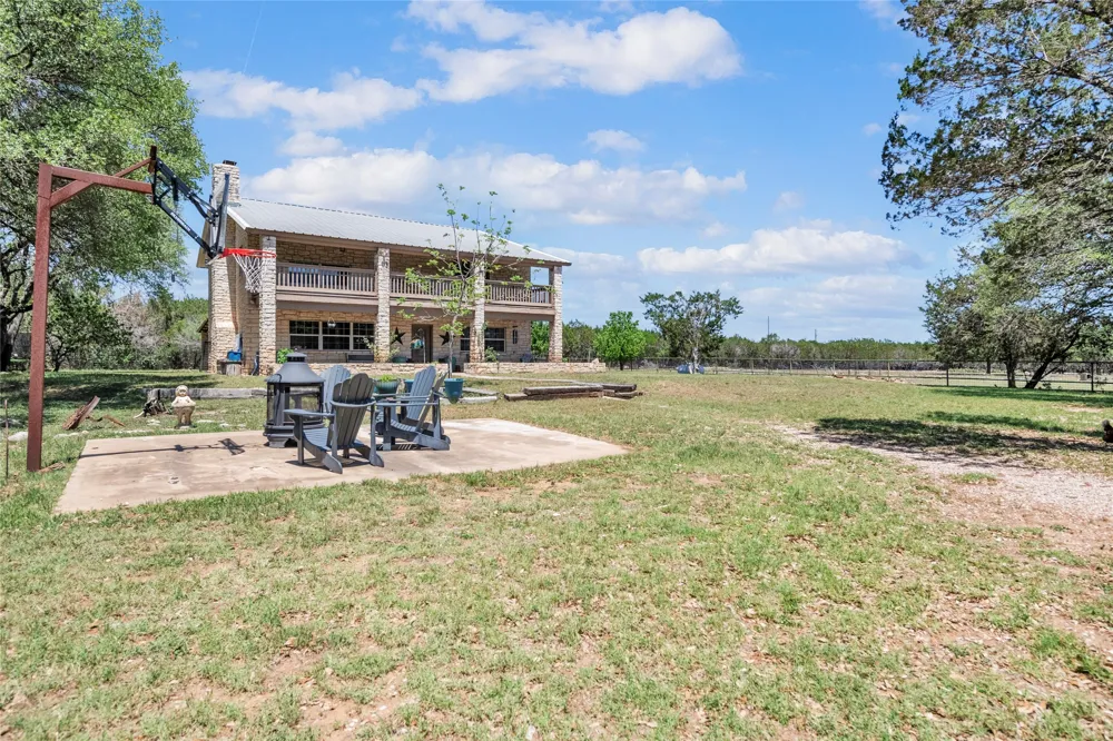 260 Flatrock Trail Marble Falls, TX 78654