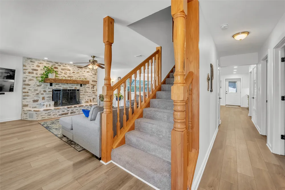 260 Flatrock Trail Marble Falls, TX 78654