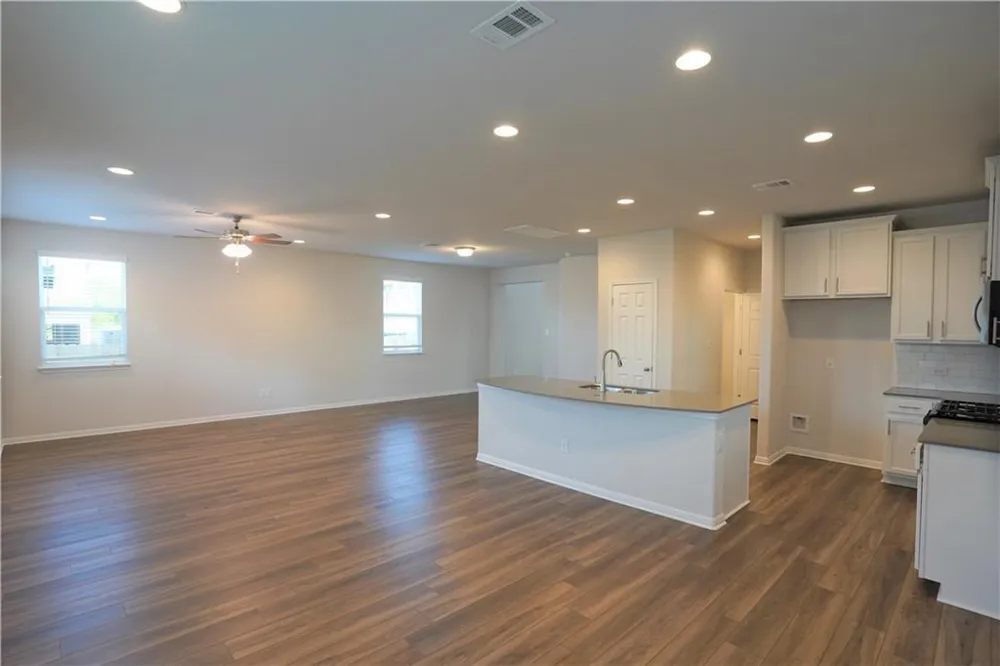 12110 Tolson Drive Manor, TX 78653