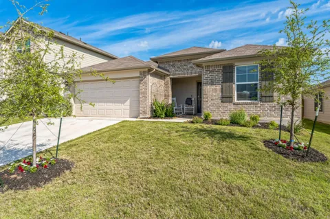821 Bahia Place