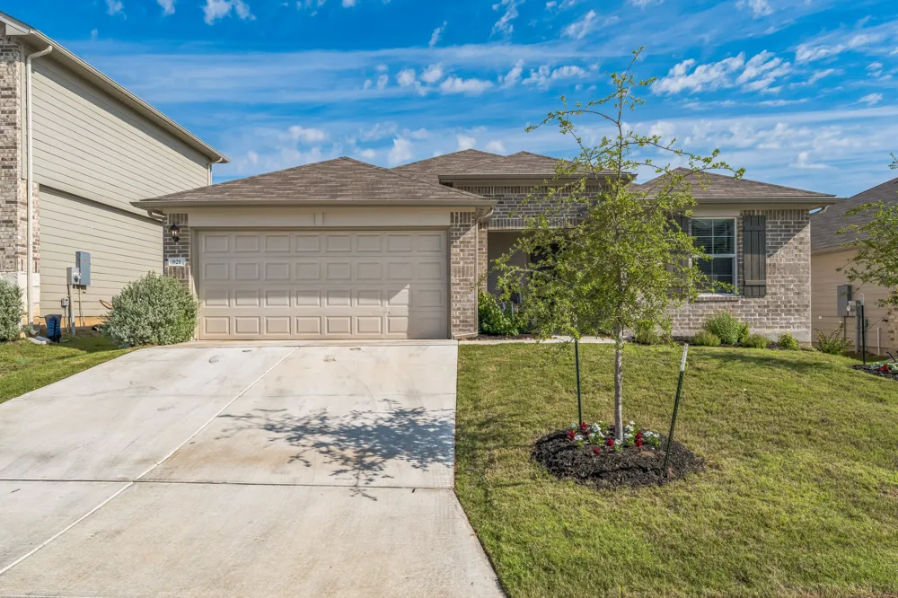 821 Bahia Place Seguin, TX 78155