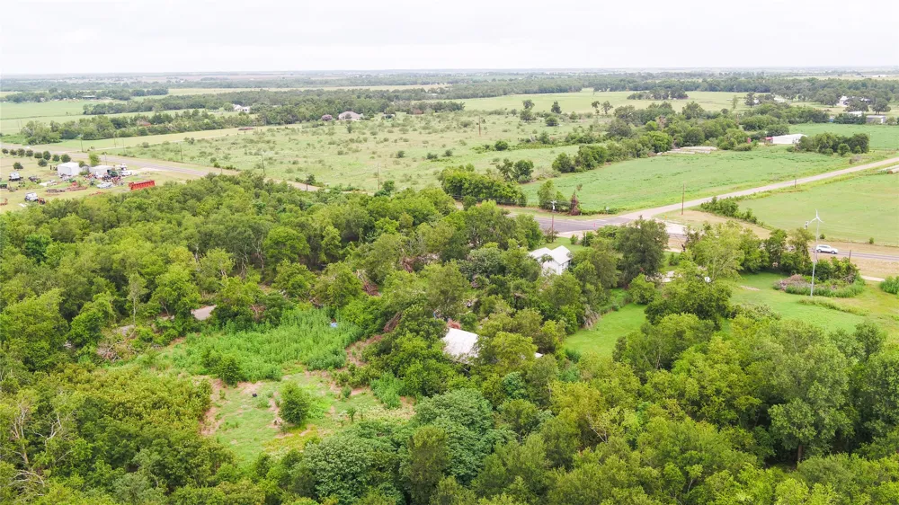 CR 240 Cameron, TX 76520