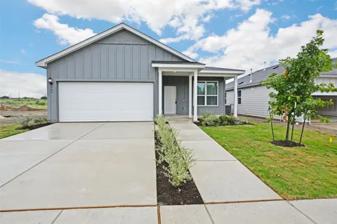 261 Elk Avenue