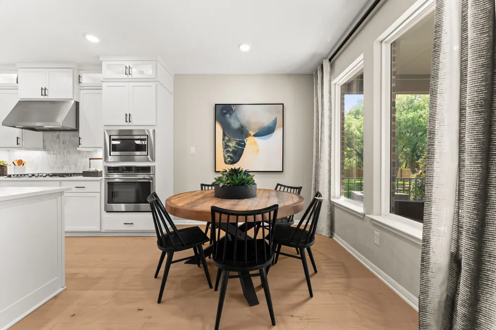 204 Barton Oak Trail Georgetown, TX 78628