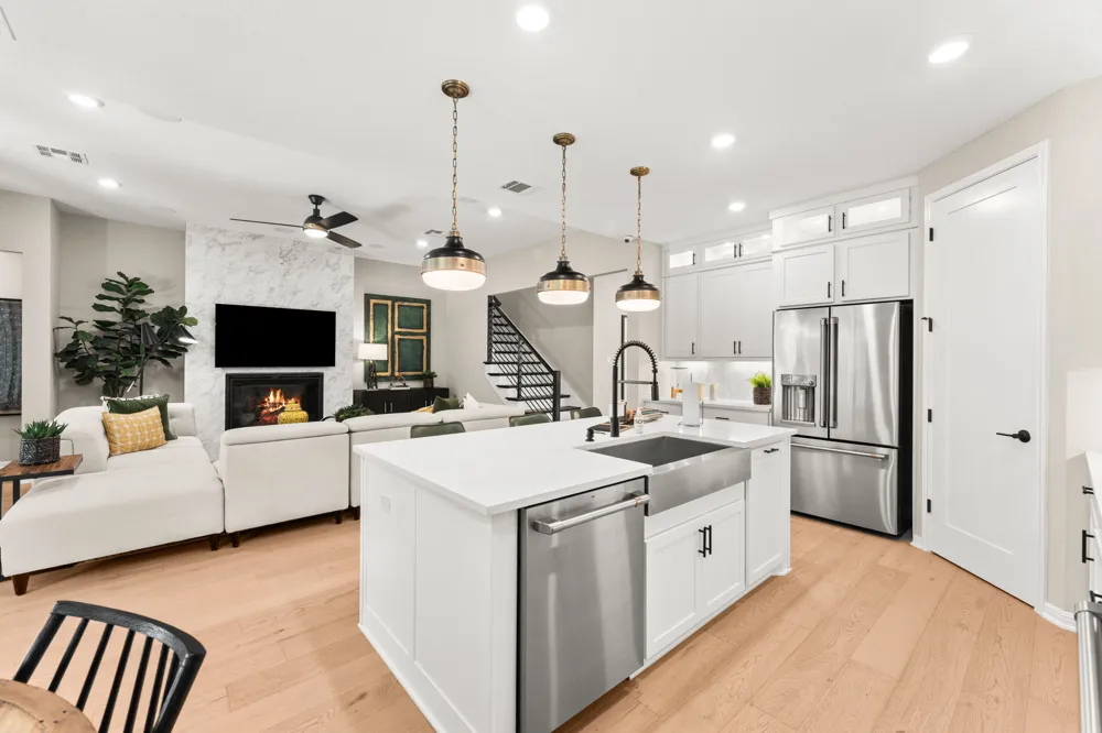 204 Barton Oak Trail Georgetown, TX 78628
