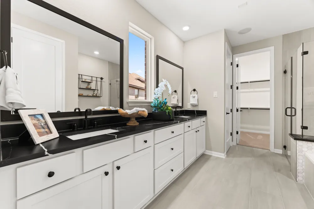 204 Barton Oak Trail Georgetown, TX 78628