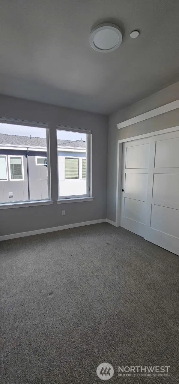 1208 Harrington Avenue NE Renton, WA 98056