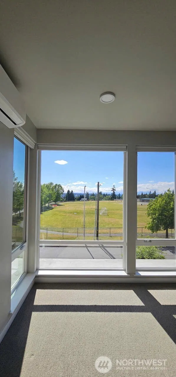 1208 Harrington Avenue NE Renton, WA 98056