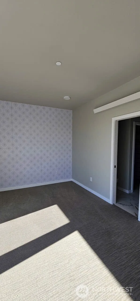 1208 Harrington Avenue NE Renton, WA 98056