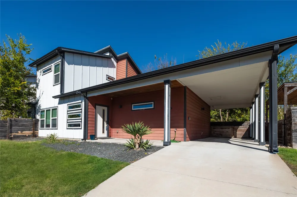 7601 Bethune Avenue #B Austin, TX 78752
