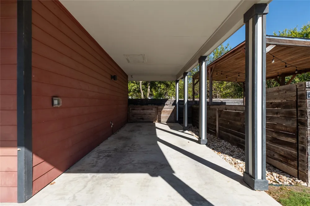 7601 Bethune Avenue #B Austin, TX 78752