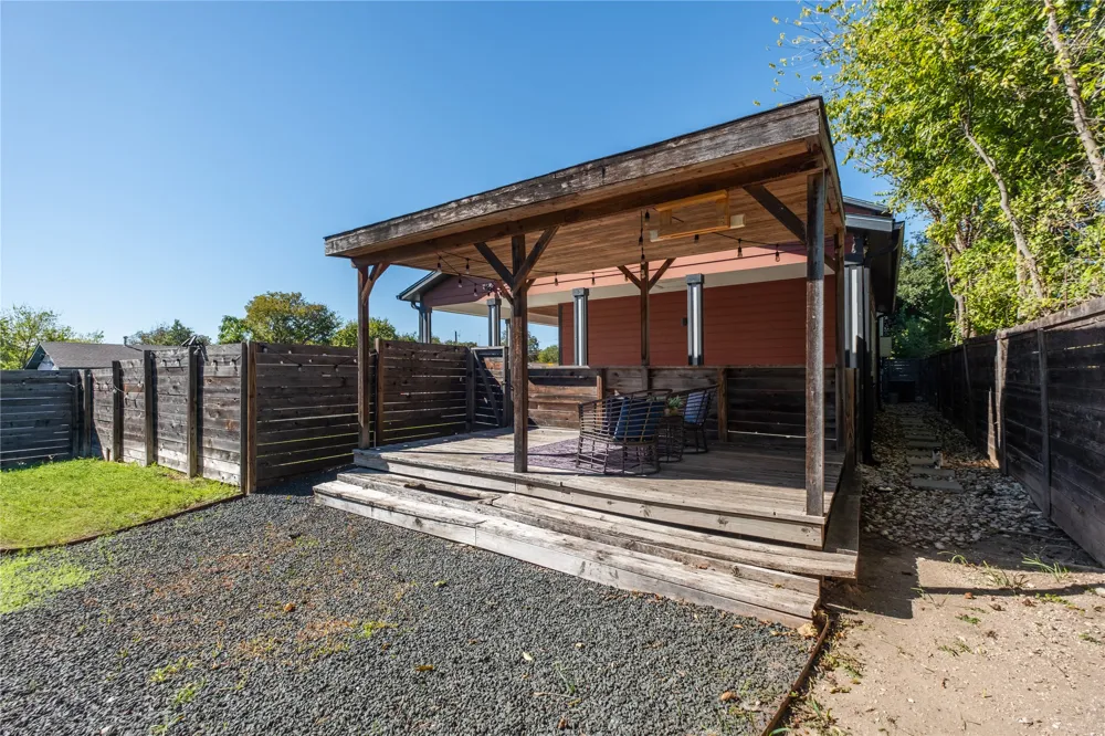 7601 Bethune Avenue #B Austin, TX 78752