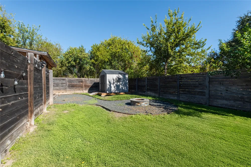 7601 Bethune Avenue #B Austin, TX 78752